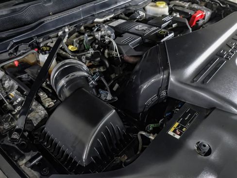 Used 2019 RAM 2500 Limited AWD/4WD image 52