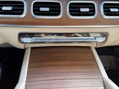 Used 2022 Mercedes-Benz GLE 350 4MATIC image 27