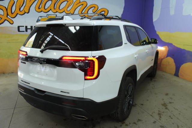 Used 2023 GMC Acadia SLE w/ Infotainment Package AWD/4WD image 8
