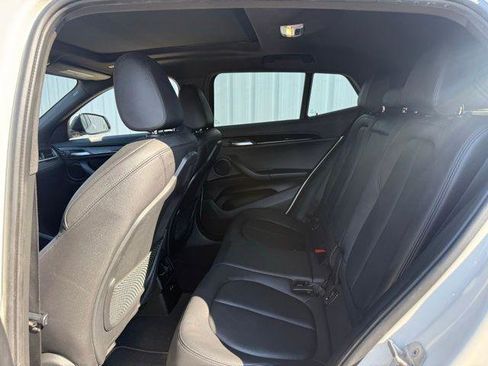 Used 2019 BMW X2 xDrive28i w/ Convenience Package AWD/4WD image 4