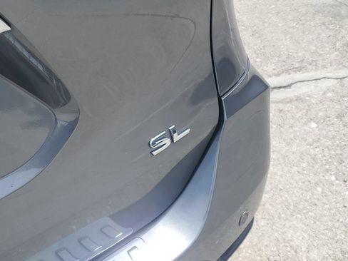 Used 2019 Nissan Rogue SL w/ Premium Package FWD image 15