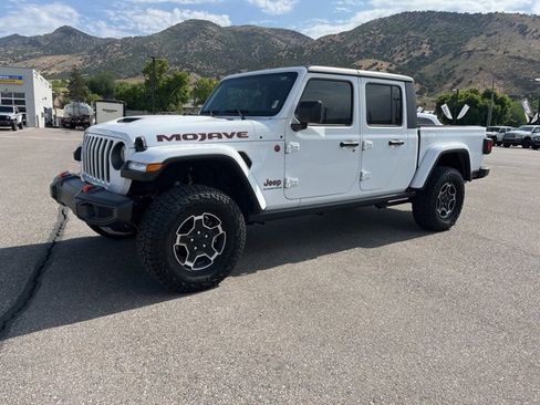 Used 2023 Jeep Gladiator Mojave w/ Cold Weather Group image 8