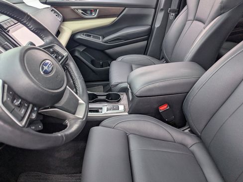 Certified 2022 Subaru Ascent Touring AWD/4WD image 18