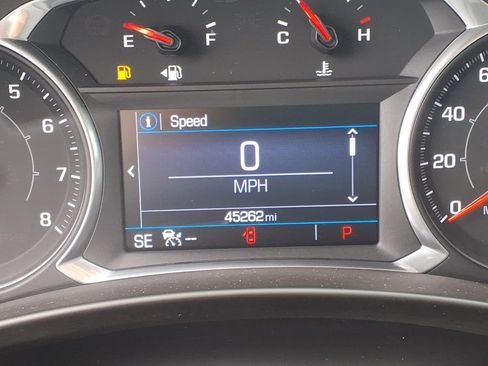 Used 2022 GMC Terrain SLE w/ Driver Convenience Package FWD image 19