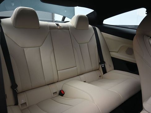 New 2025 BMW 430i Coupe w/ Convenience Package image 20