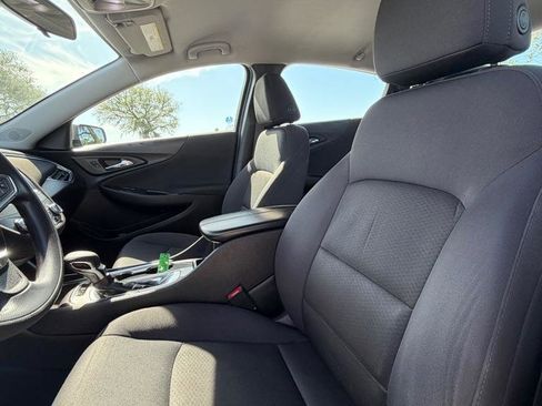 Used 2021 Chevrolet Malibu LT image 10