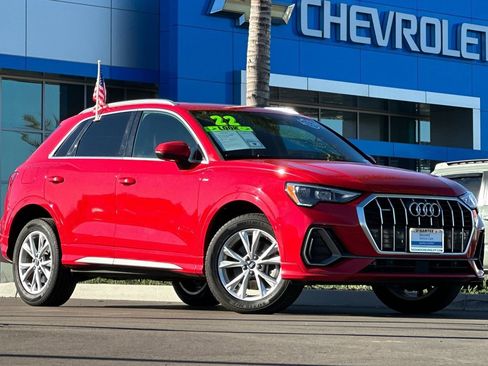 Used 2022 Audi Q3 2.0T Premium image 2