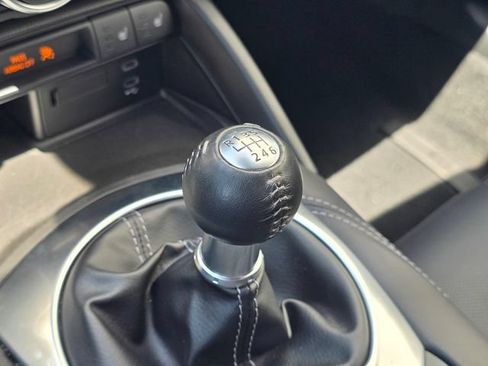 Used 2025 MAZDA MX-5 Miata Grand Touring w/ Weather Package RWD image 22