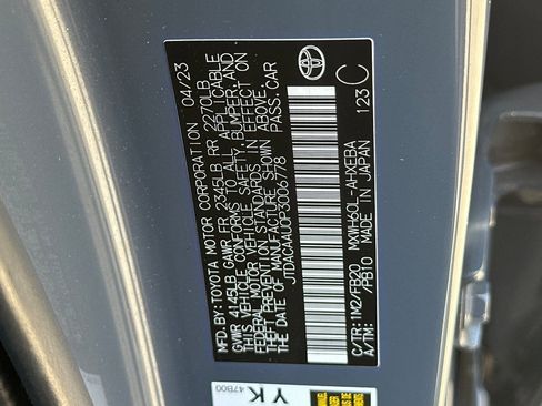 Used 2023 Toyota Prius LE FWD image 28