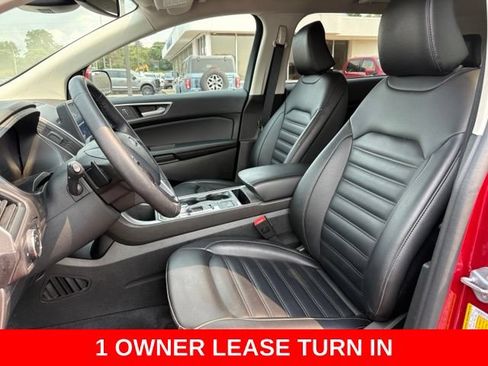 Used 2024 Ford Edge SEL w/ Convenience Package AWD/4WD image 3