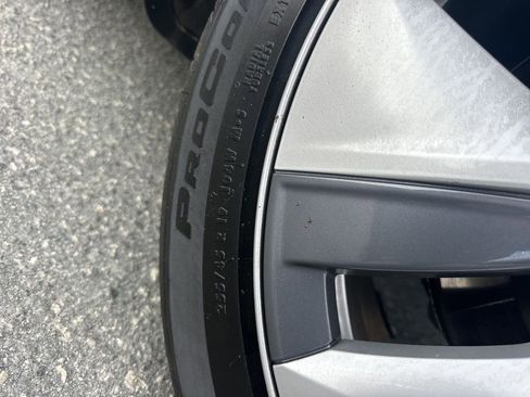 Used 2023 Tesla Model Y Long Range image 34