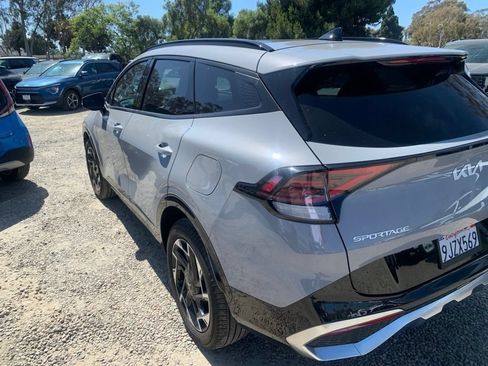 Used 2024 Kia Sportage SX AWD/4WD image 8