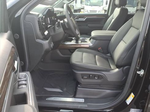 New 2026 Chevrolet Silverado 1500 LT w/ Texas Edition Plus RWD image 16