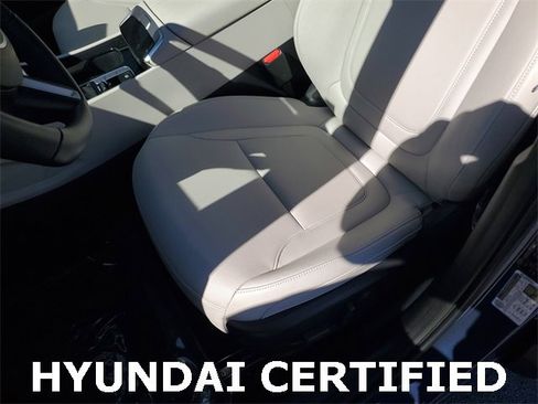 Certified 2025 Hyundai Tucson SEL image 12
