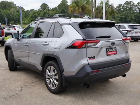 Used 2024 Toyota RAV4 XLE Premium FWD image 22