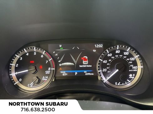 Used 2023 Toyota Highlander L image 24