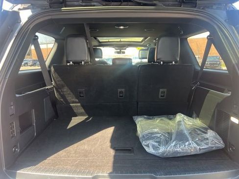 Used 2023 Ford Expedition Max Limited image 15