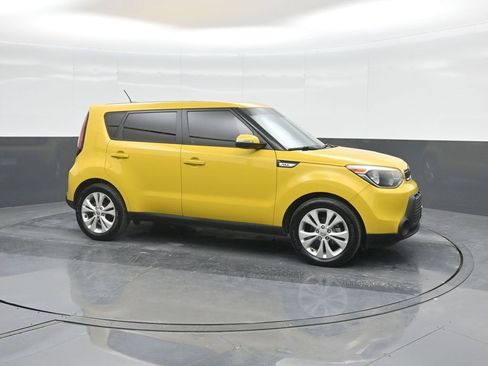 Used 2014 Kia Soul + w/ UVO w/Eservices Package image 11