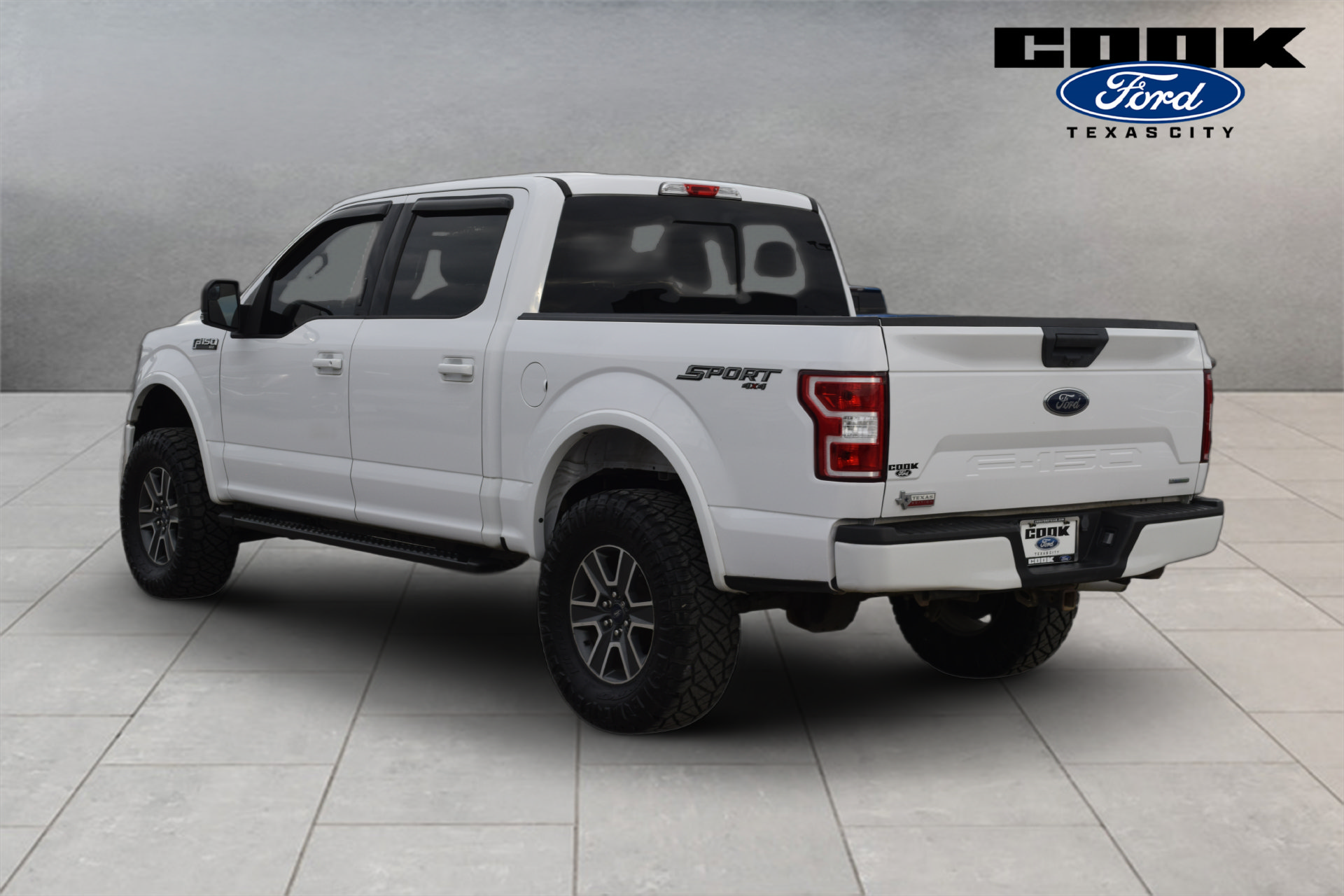 Used 2020 Ford F150 XLT w/ Equipment Group 302A Luxury AWD/4WD image 4