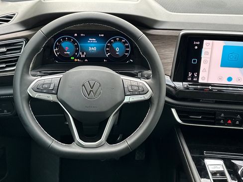 New 2026 Volkswagen Atlas SEL image 14