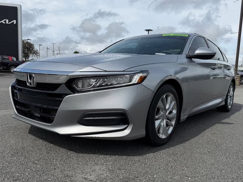 Used 2019 Honda Accord LX image 3