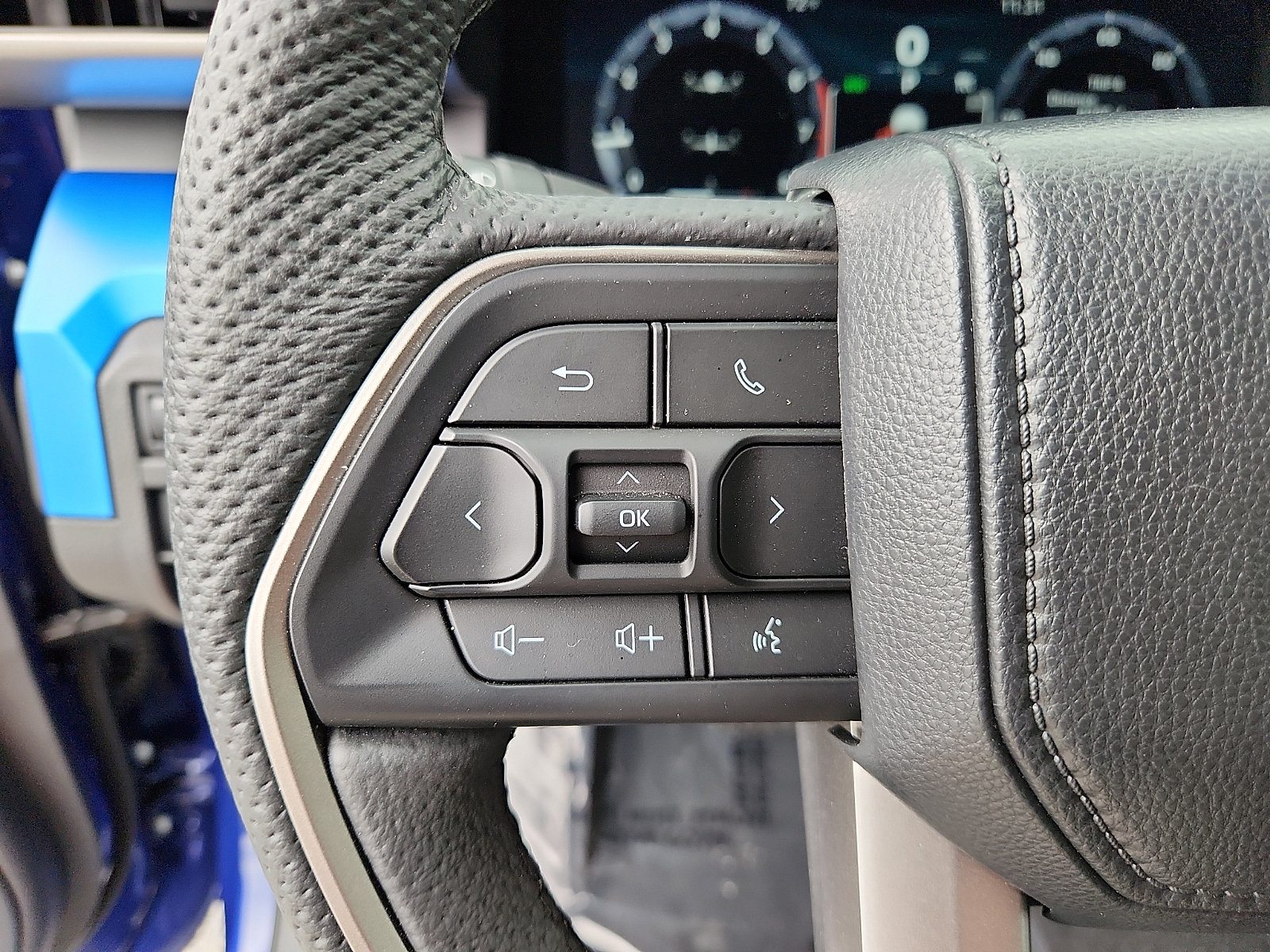 Used 2024 Toyota Tacoma TRD Off-Road AWD/4WD image 20