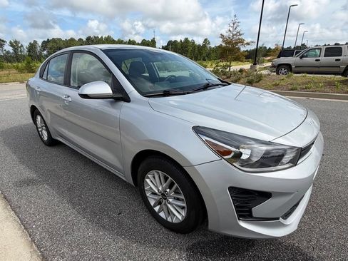 Used 2023 Kia Rio LX FWD image 11