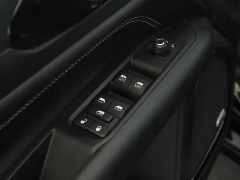 Used 2022 Jeep Compass High Altitude AWD/4WD image 8