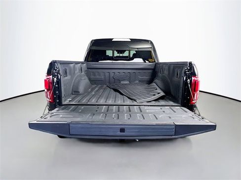 Used 2018 Ford F150 Raptor w/ Equipment Group 802A Luxury image 28