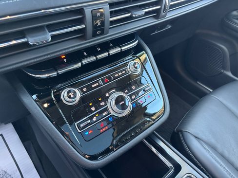 Certified 2022 Lincoln Corsair AWD w/ Premium Package image 22
