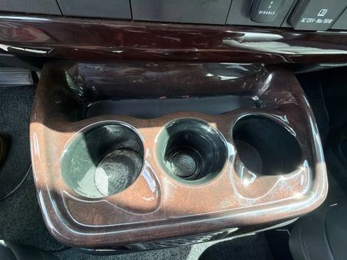 Used 2015 Chevrolet Express 2500 RWD image 70