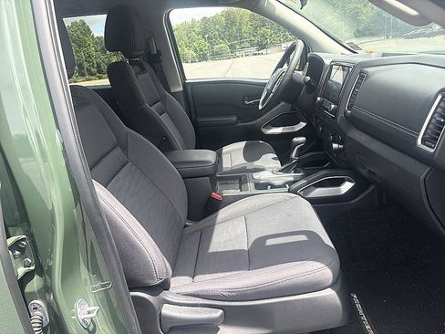 Certified 2023 Nissan Frontier SV w/ Technology Package AWD/4WD image 19