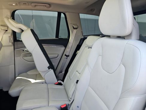 Used 2023 Volvo XC90 B6 Plus AWD/4WD image 8