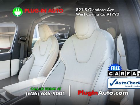 Used 2023 Tesla Model X Plaid image 11