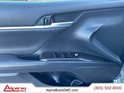 Used 2023 Toyota Camry XSE image 18