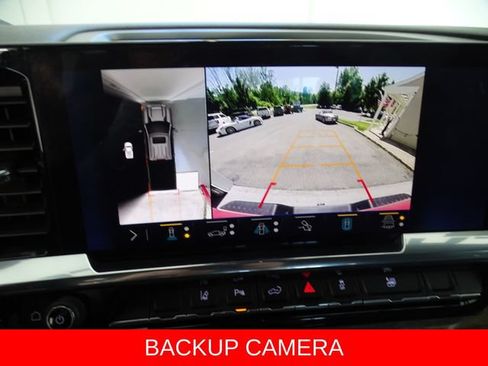 Used 2024 Chevrolet Silverado 2500 LTZ w/ LTZ Convenience Package AWD/4WD image 15