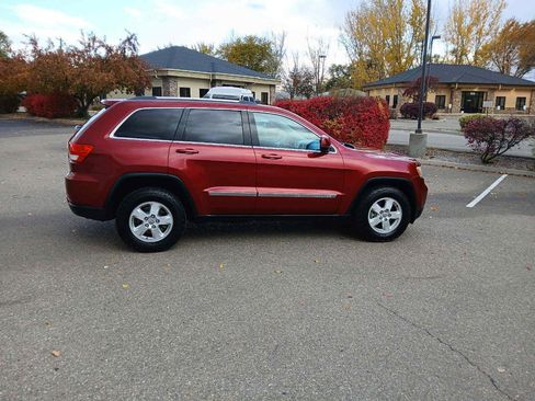 Used 2012 Jeep Grand Cherokee Laredo w/ Laredo E Group image 6