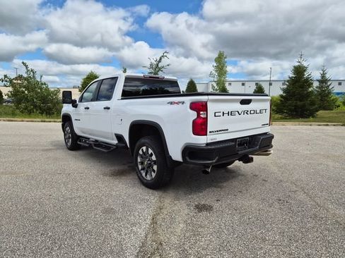 Used 2024 Chevrolet Silverado 2500 Custom w/ Custom Value Package AWD/4WD image 8