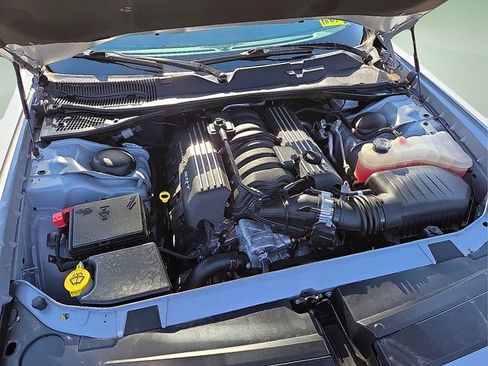 Used 2022 Dodge Challenger R/T Scat Pack w/ Dynamics Package image 10