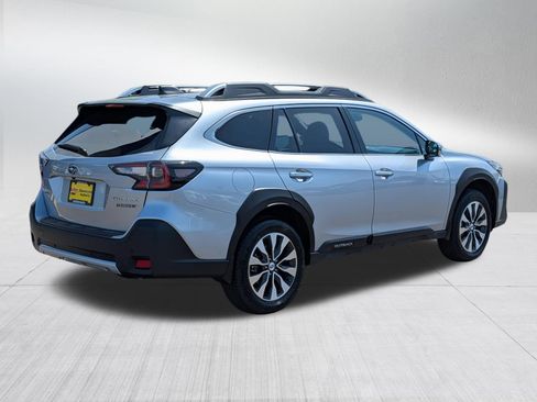 Used 2025 Subaru Outback Touring XT w/ Popular Package #2 AWD/4WD image 7