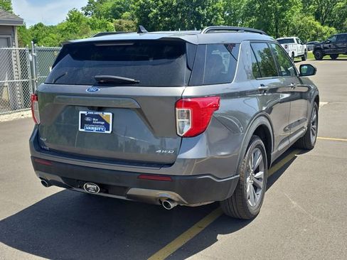 Certified 2023 Ford Explorer XLT w/ Equipment Group 202A AWD/4WD image 4