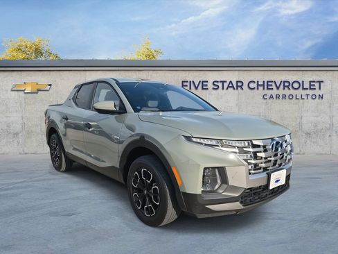 Used 2024 Hyundai Santa Cruz SE FWD image 1
