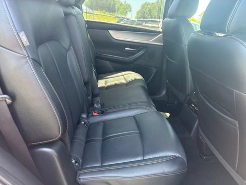 Used 2024 MAZDA CX-90 3.3 Turbo w/ Preferred Plus AWD/4WD image 39