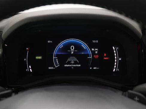 Used 2025 Toyota Camry SE image 22