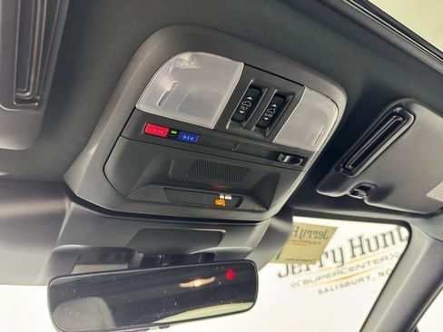 Used 2024 Subaru Crosstrek 2.5i Sport w/ Crosstrek Mirror Package image 22