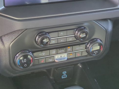 Used 2025 Ford Bronco Big Bend AWD/4WD image 25