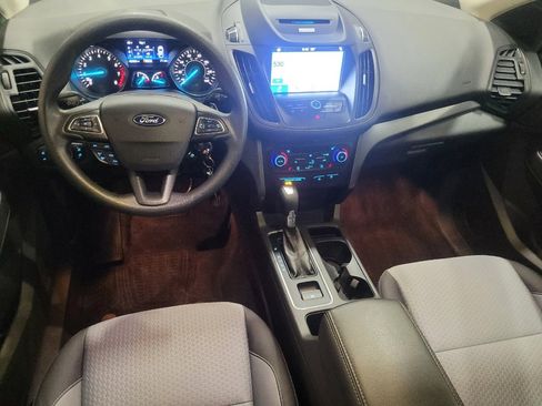 Used 2017 Ford Escape SE w/ Equipment Group 201A image 22