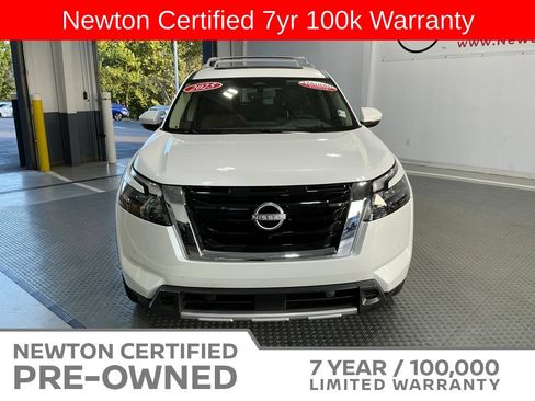 Used 2025 Nissan Pathfinder Platinum FWD image 24