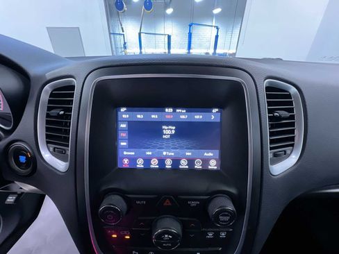 Used 2020 Dodge Durango SXT AWD/4WD image 24