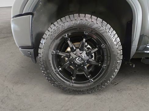 Used 2022 GMC Sierra 3500 Denali AWD/4WD image 14